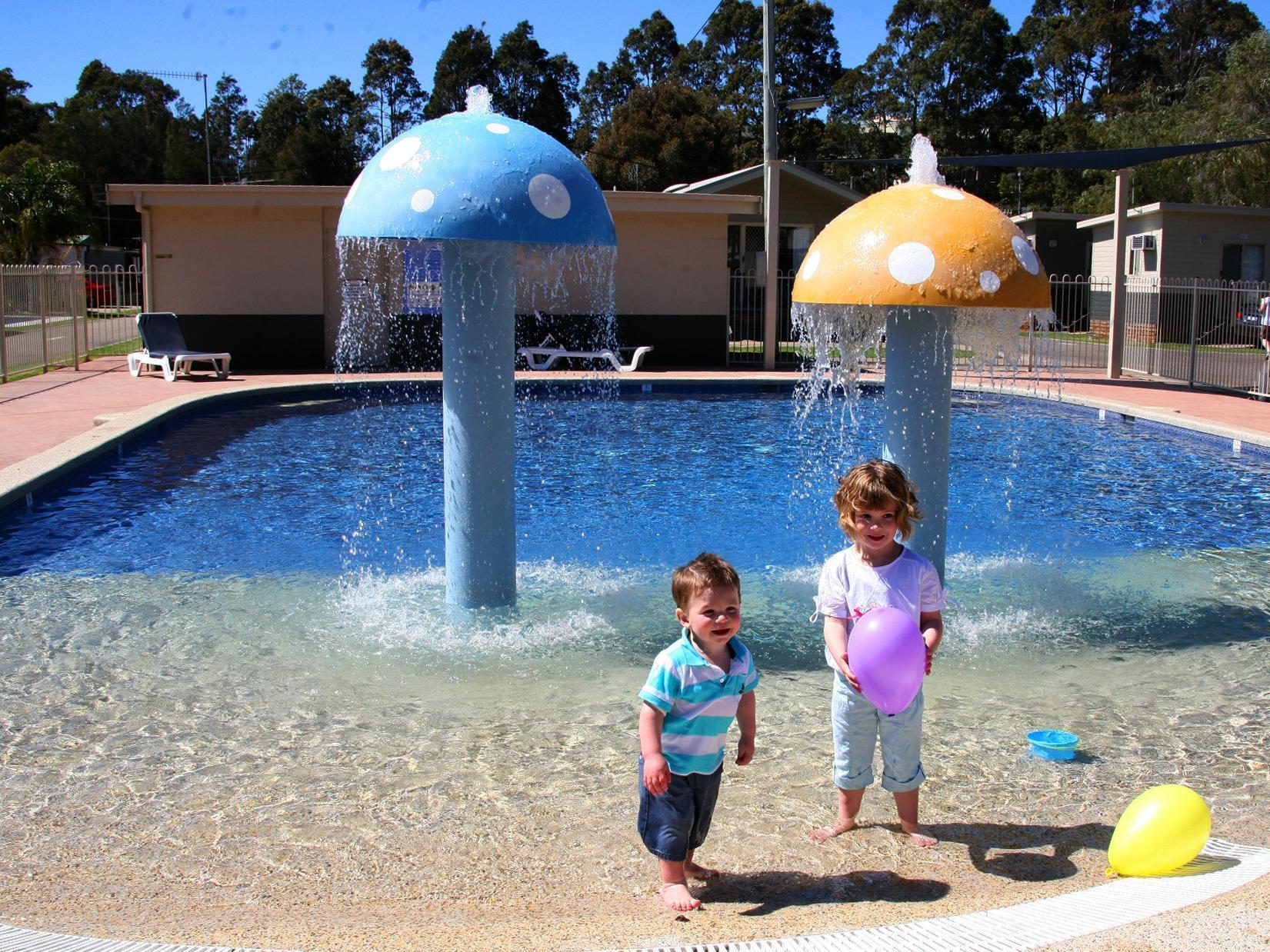 Clyde View Holiday Park ベイトマンズ・ベイ エクステリア 写真